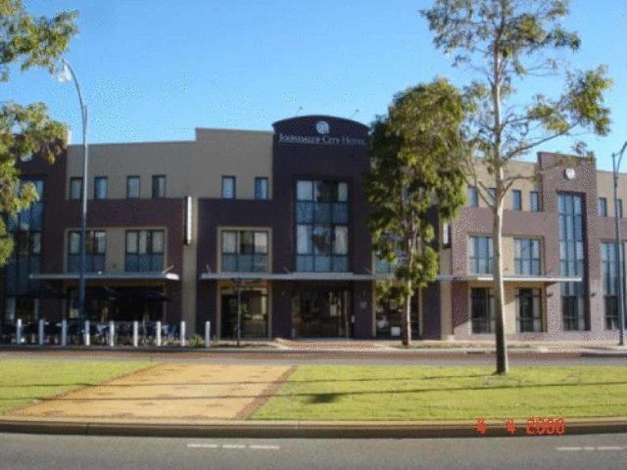 פרת'' Joondalup City Hotel מראה חיצוני תמונה