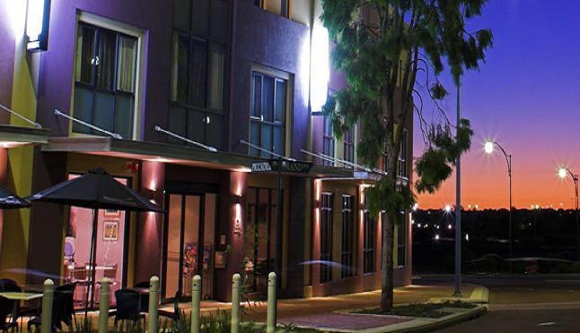 פרת'' Joondalup City Hotel מראה חיצוני תמונה